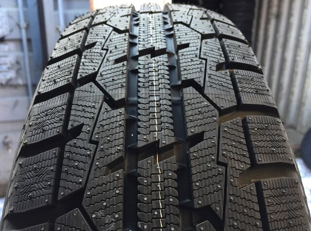 175/70 R-13 Toyo Observe Garit Giz 82Q