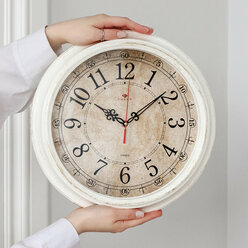 Часы настенные Рубин "Ретро классика", круглые диаметр 35 см, белые с патиной, со стрелками