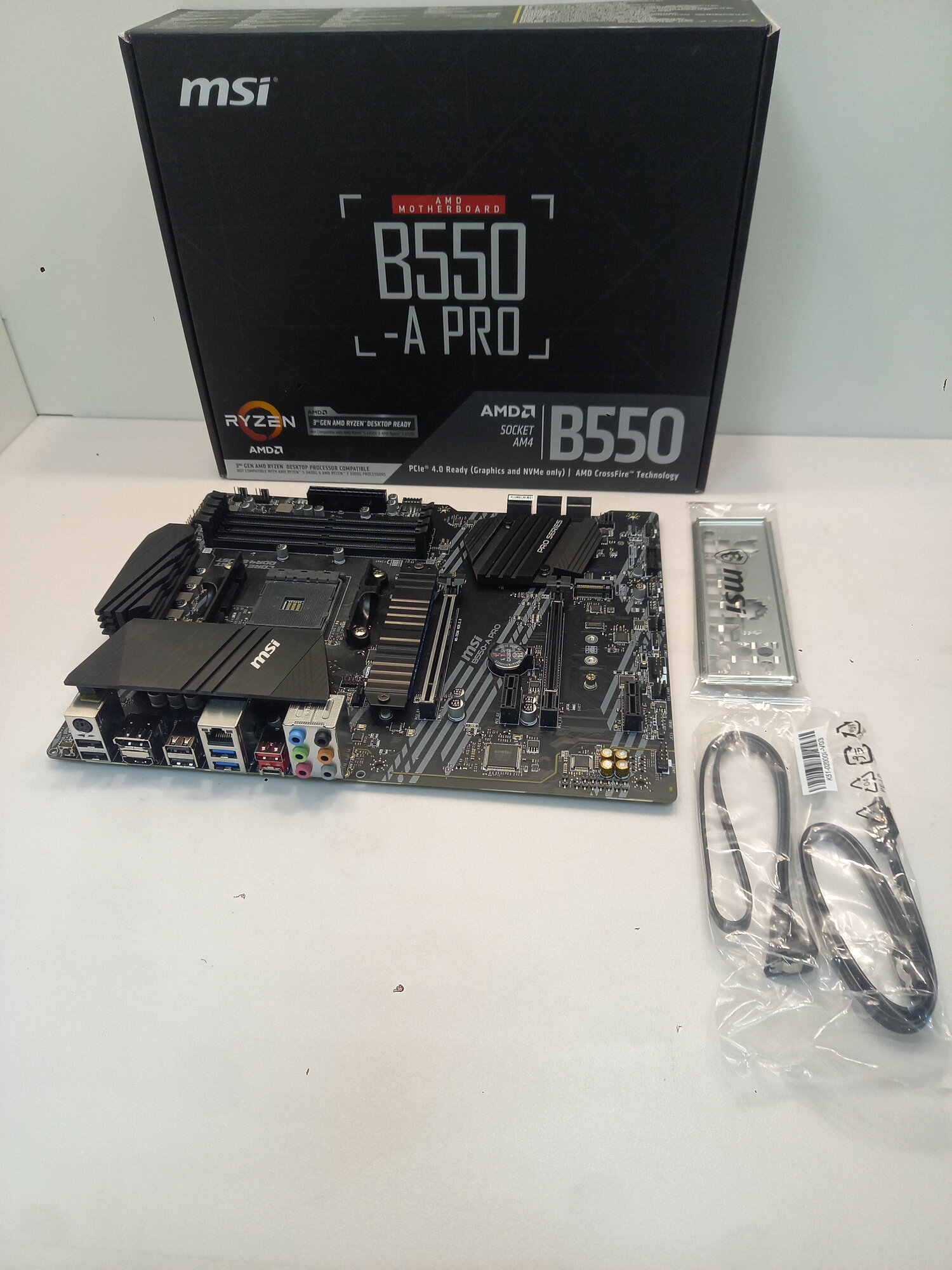 Мат. плата MSI B550-A PRO (RTL) AM4 B550 2xPCI-E HDMI+DP GbLAN SATA ATX 4DDR4