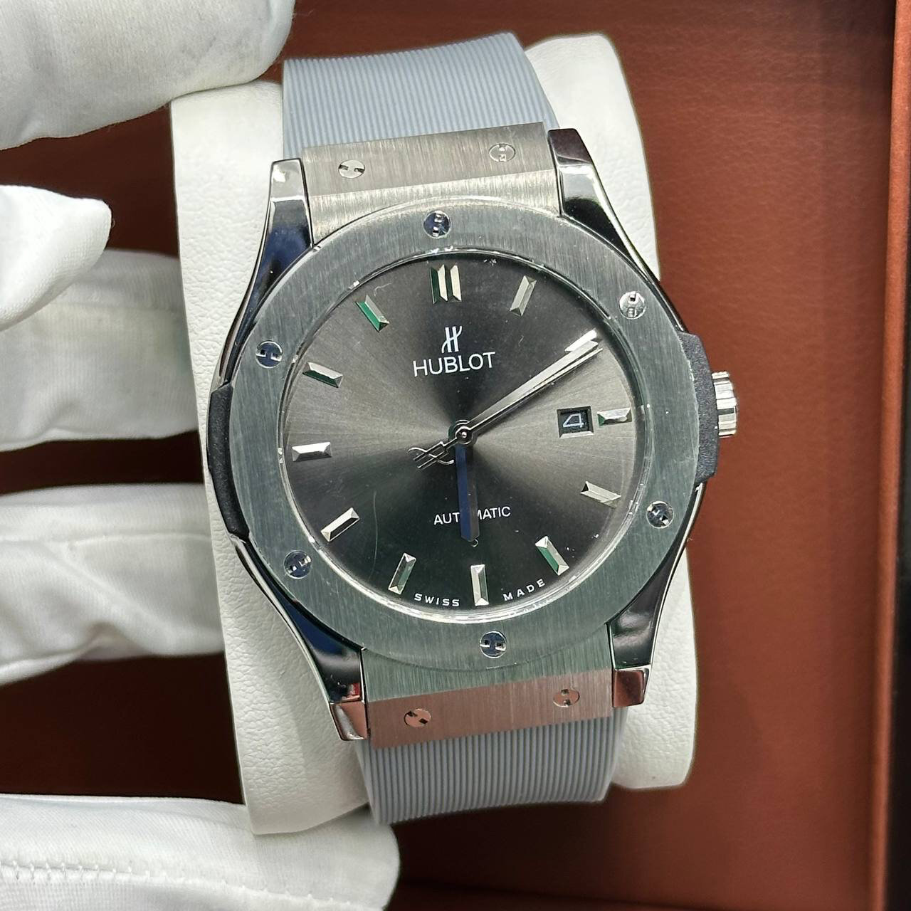 Часы механические Hublot - серебристый-черный