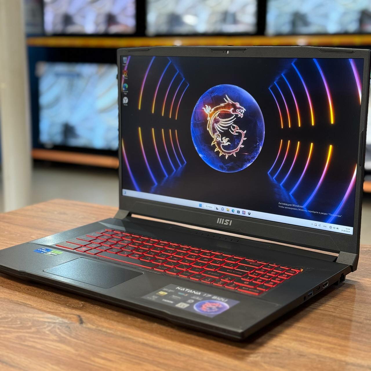 Ноутбук MSI Katana 17 B12UCR-1024XRU i5-12450H,2.0 GHz,8GB*1, 512GB*1 M.2 PCIe SSD,17.3(144Hz), IPS-Level FHD, Anti-Glare, RTX 3050