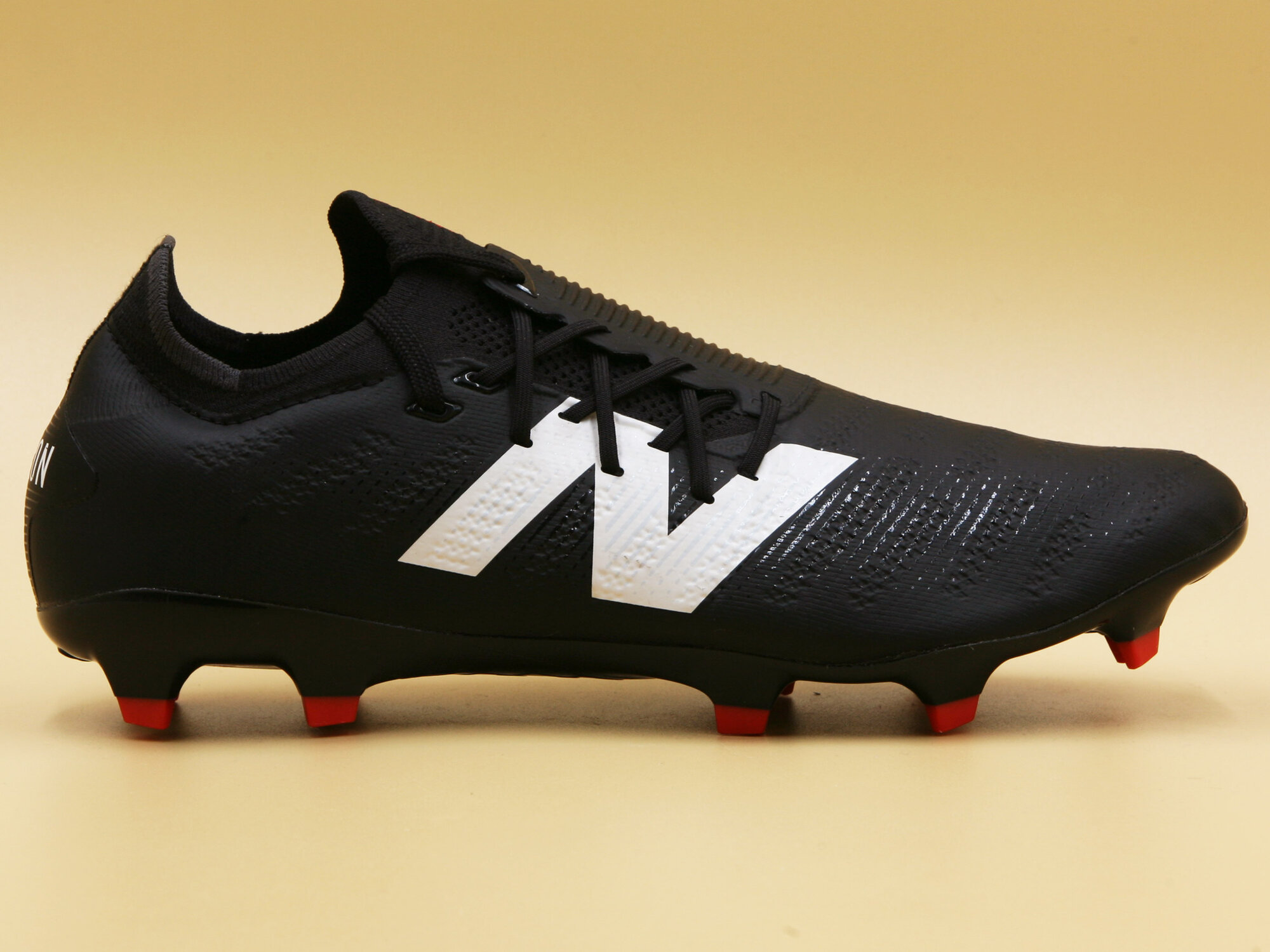 Бутсы New Balance FURON PRO FG V7+, размер 11US / 45EUR / 29CM, черный — фото 1
