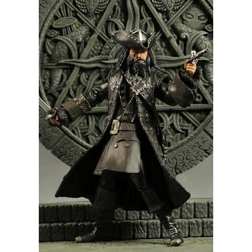 Пираты Карибского Моря 4: на странных берегах фигурка Черная Борода