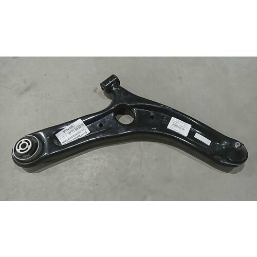 Рычаг передней подвески правый Changan CS35PLUS 16 16V 5MT внедорожник S111F2602020200AA 17600₽