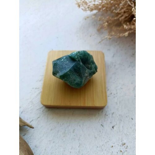 Агат. Необработанный минерал. 3-4см. 1 шт.