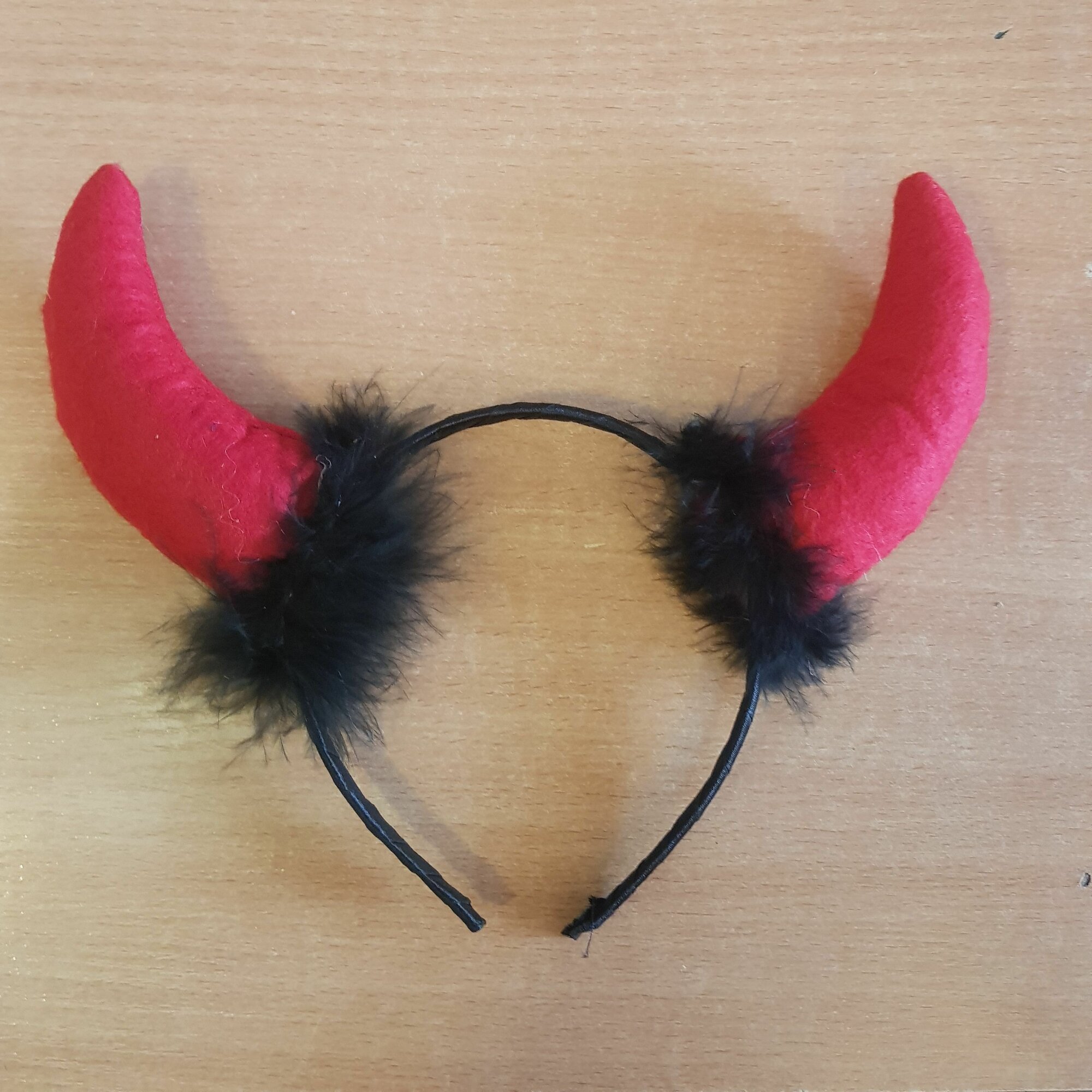 Карнавальный ободок "Хэллоуин" Рожки Чертика 1228В