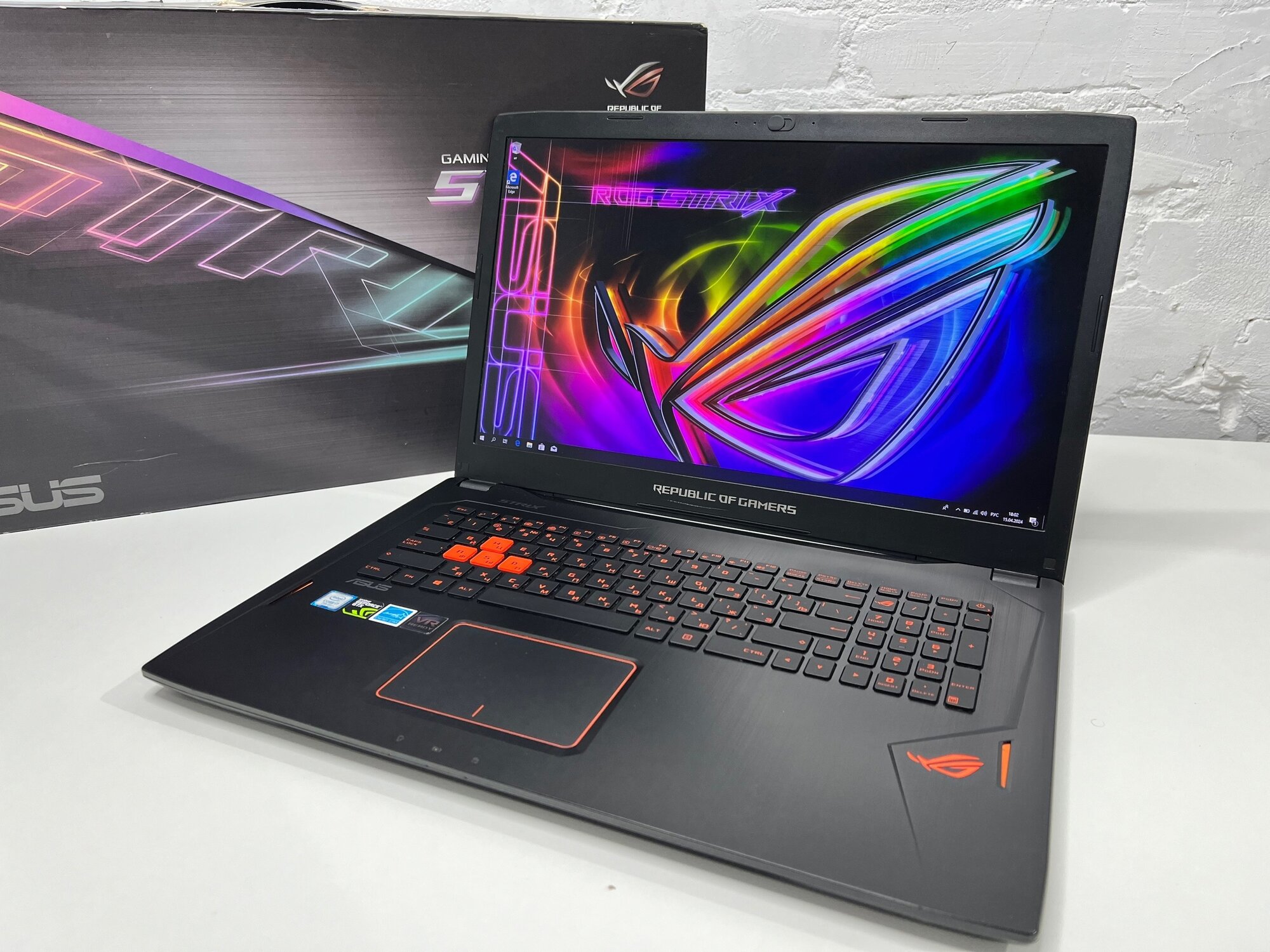 ASUS ROG Strix GL703VM 17.3 Full-HD 1920x1080 75гц / i5-7300HQ / GTX1060 6GB / 16RAM / 512SSD Игровой ноутбук