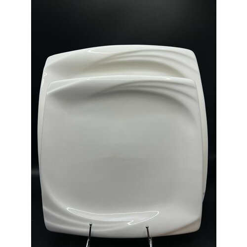 Тарелка квадратная с узором 530₽