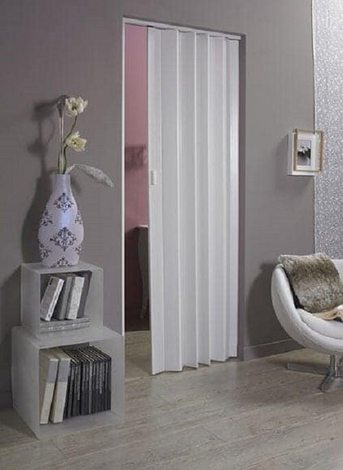 фото Межкомнатная раздвижная дверь-гармошка глухая, Цвет серый