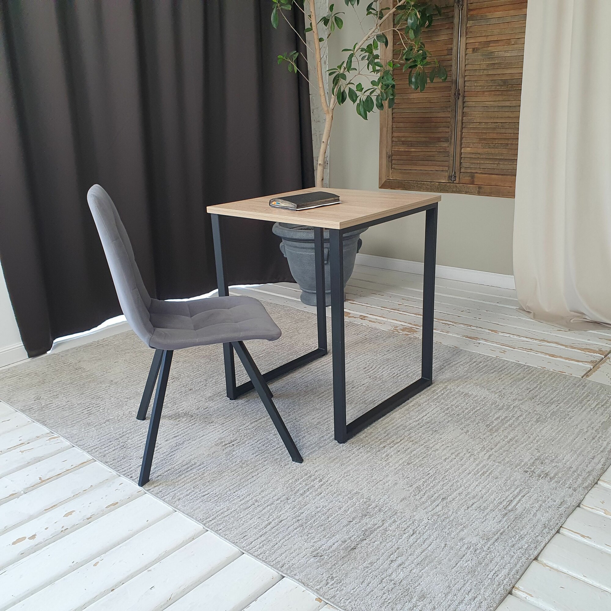 Письменный стол лофт Дуб 60*60 см. Черные ножки