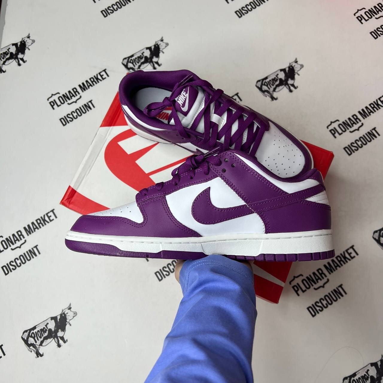 Кроссовки NIKE Dunk Low, размер 42,5 eu / 9 US / 27 см, белый/фиолетовый — фото 1