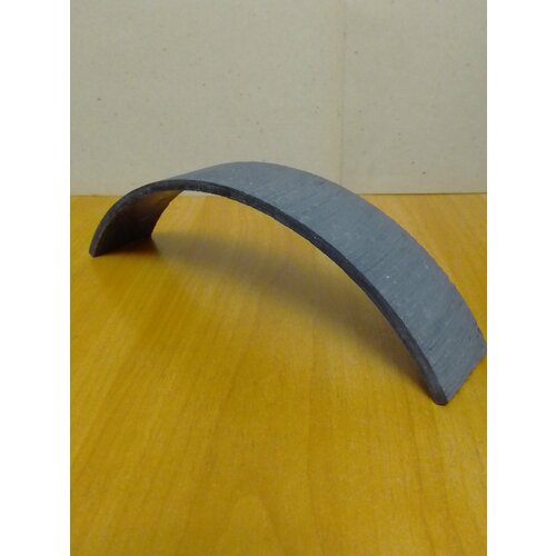 Накладка длинная задних тормозных колодок Волга ГАЗ-24-3102-31029-3110 производства Фритекс Несверлёная24-3501105-01 290₽