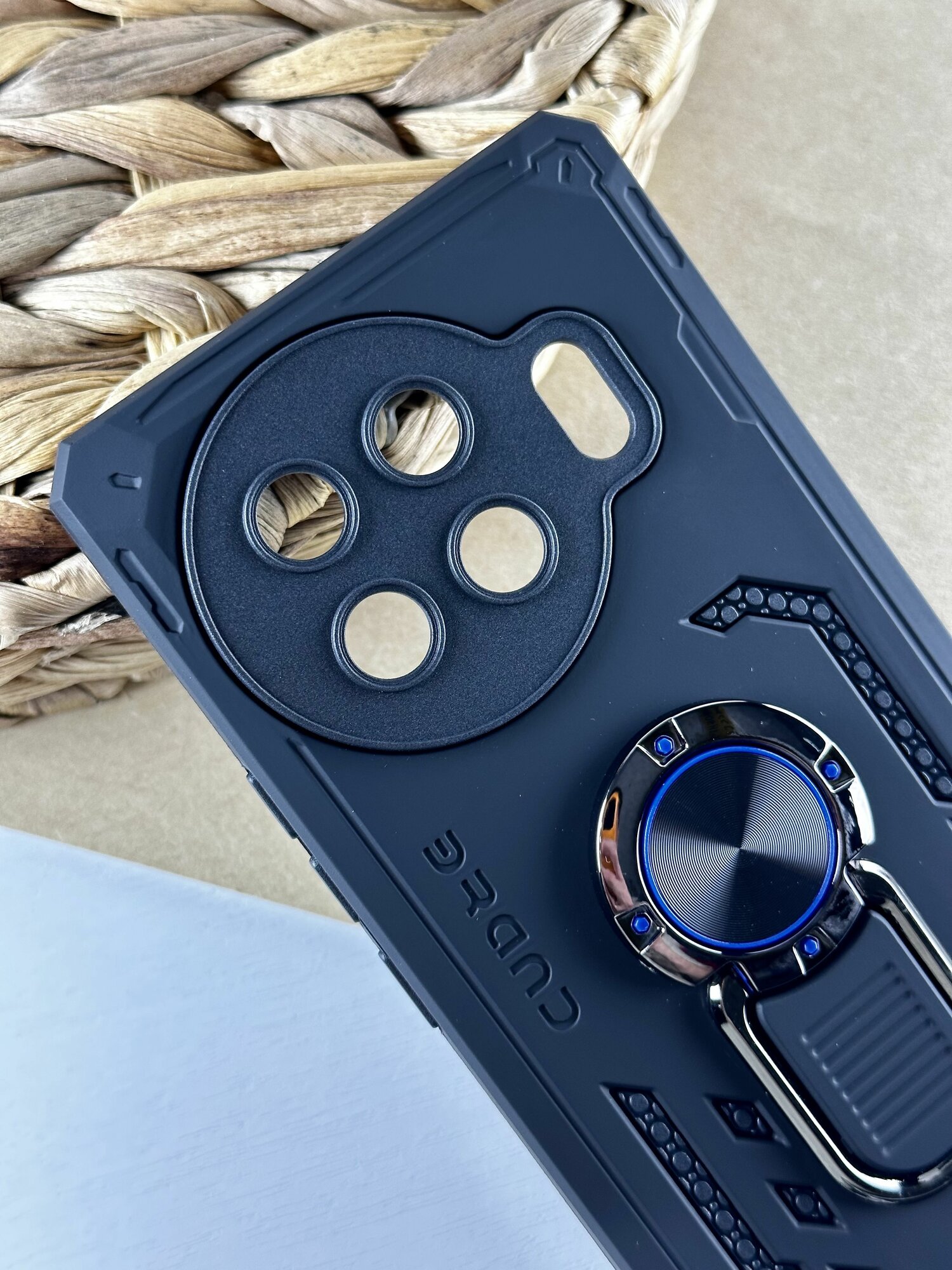 Чехол на Tecno Spark 20 Pro Plus +/ Чехол на Техно Спарк 20 Про Плюс + с защитой камеры, противоударный, ударопрочный, усиленный с кольцом, черный — фото 1