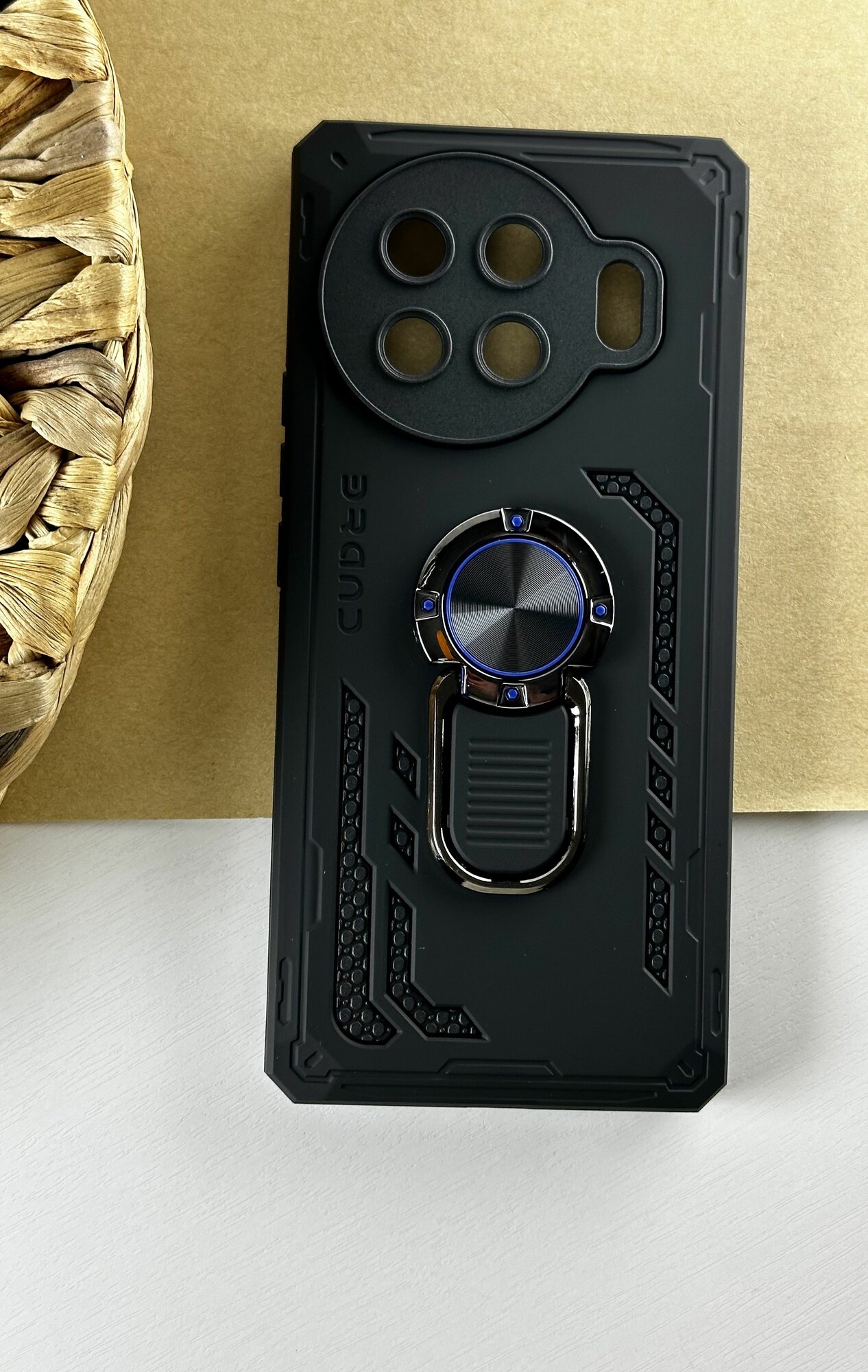 Чехол на Tecno Spark 20 Pro Plus +/ Чехол на Техно Спарк 20 Про Плюс + с защитой камеры, противоударный, ударопрочный, усиленный с кольцом, черный — фото 1