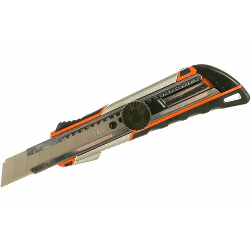 строительный нож 18 мм в металлическом корпусе с винтовым зажимом inforce 06 02 12 Строительный нож 18 мм, в металлическом корпусе с винтовым фиксатором Gigant GWK 628
