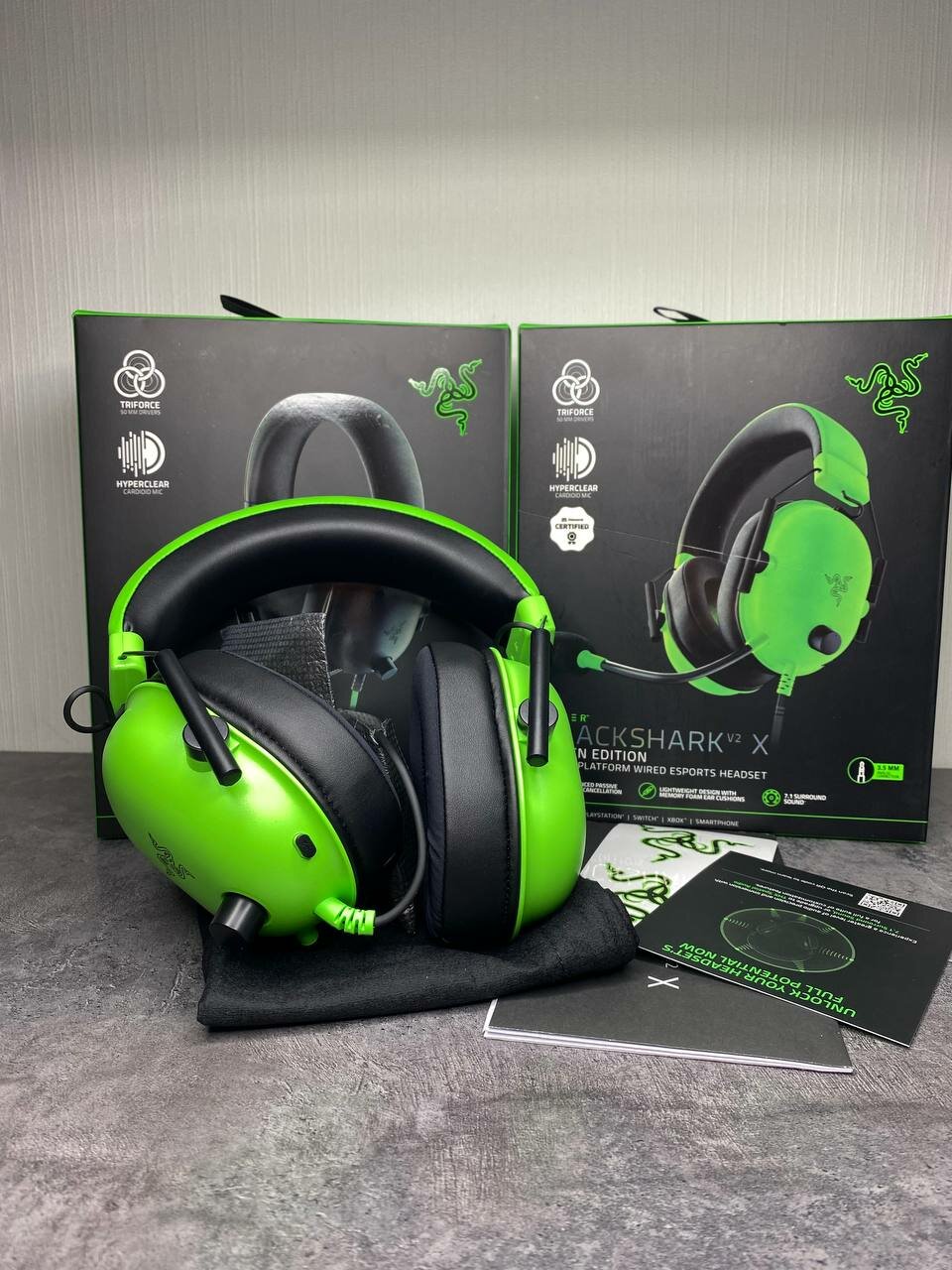 Razer Blackshark v2 - игровые наушники