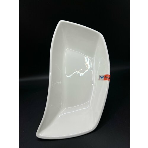 Салатница прямоугольная 538₽