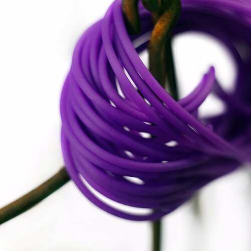 Шнур резиновый каучуковый с отверстием, намотка 5 метров, d 2 мм, цвет сиреневый, для рукоделия, создания бижутерии