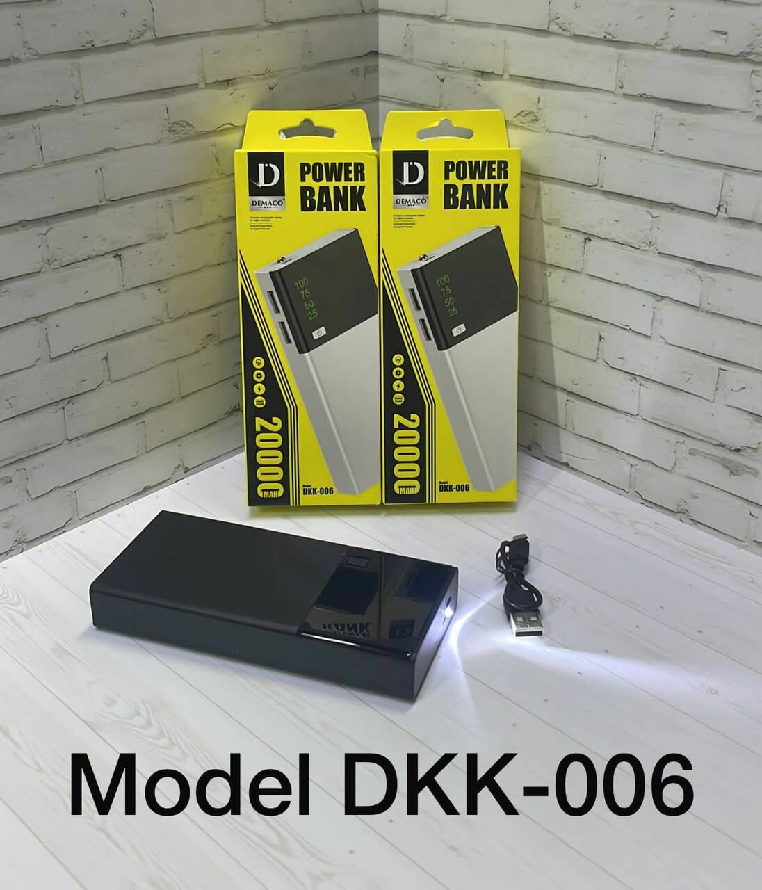 Demaco Внешний аккумулятор DKK-006, 20000 мАч, черный
