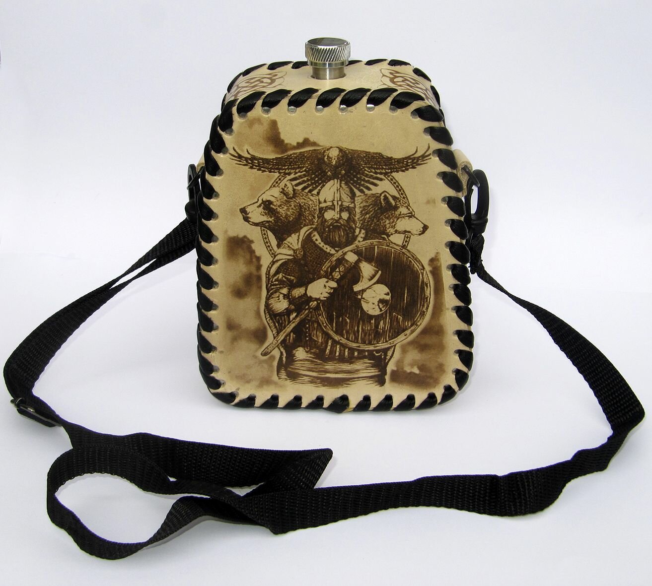 Подарочная фляга (1 литр нерж. сталь) в кожаной (бежевой) оплетке "воин" ручная работа Россия.