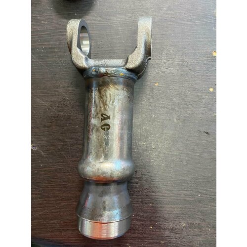 Вилка скользящая В сборе на ГАЗель, УАЗ (нейлон) скользящая вилка на УАЗ, скользящая вилка на ГАзель 469-2201047, 2121-2201105