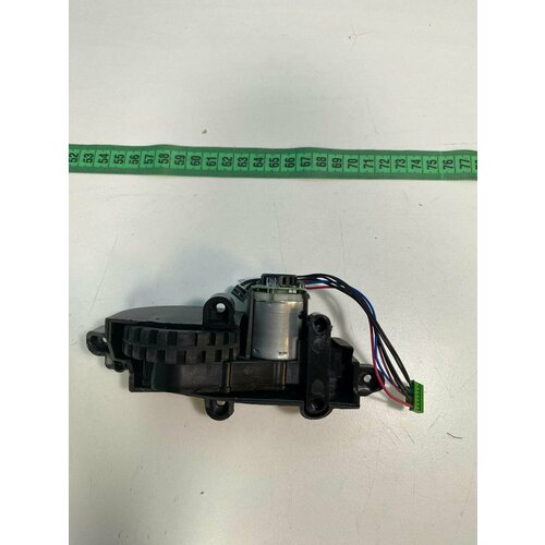 Привод колеса левый в сборе для робот-пылесоса Maxwell MW-3290 2600₽