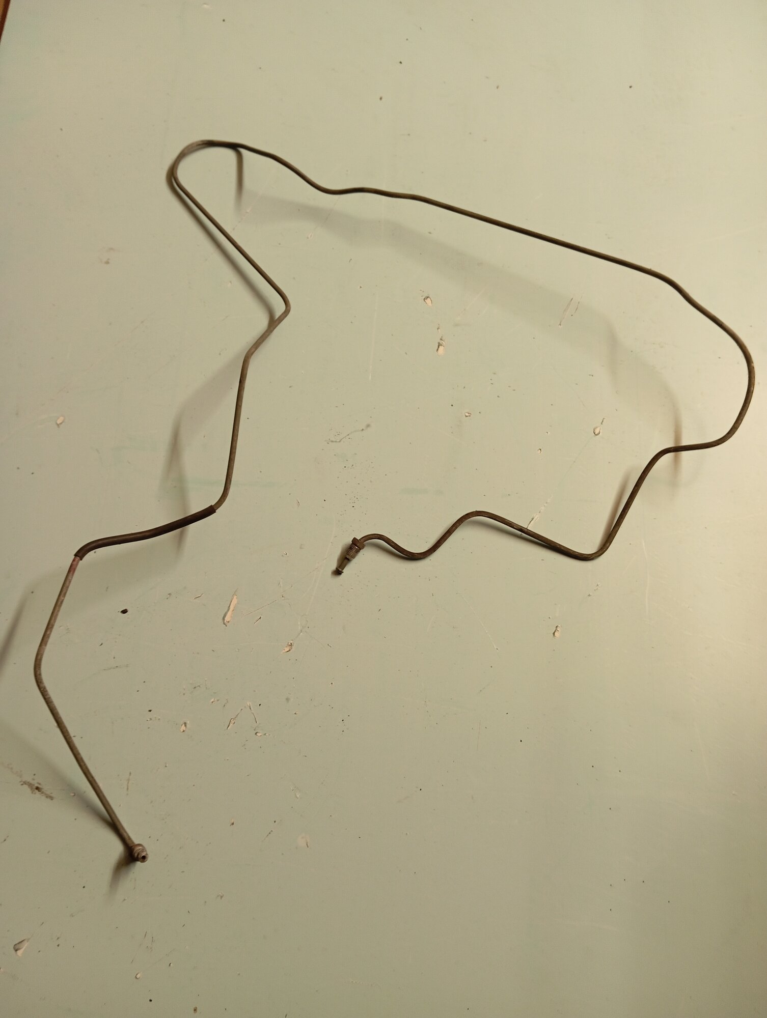 Хундай старех н1 трубка тормозная .