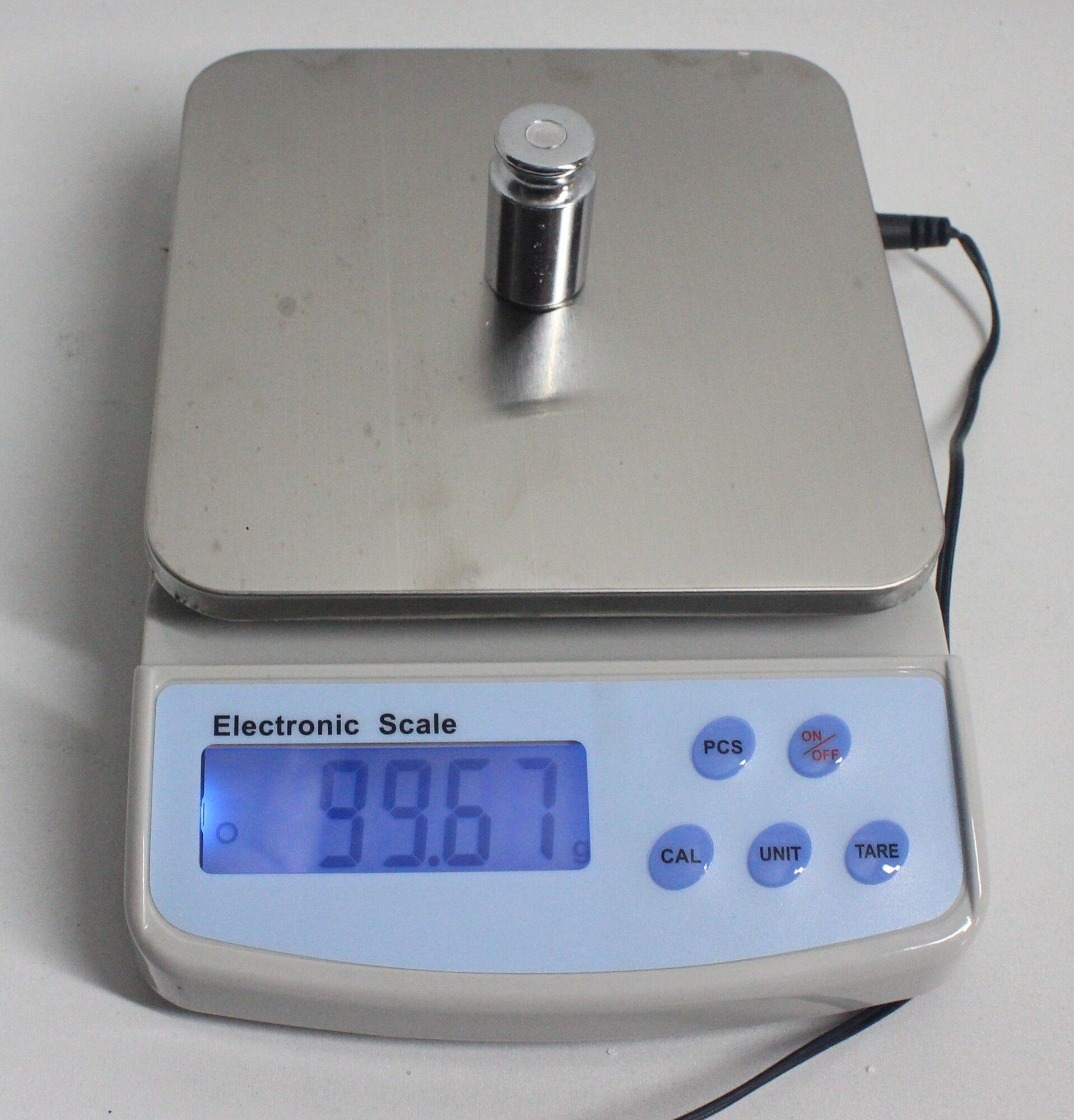 Весы лабораторные 150г, настольные, питание от сети 12В, металлический корпус, комплект гиря и блок питания