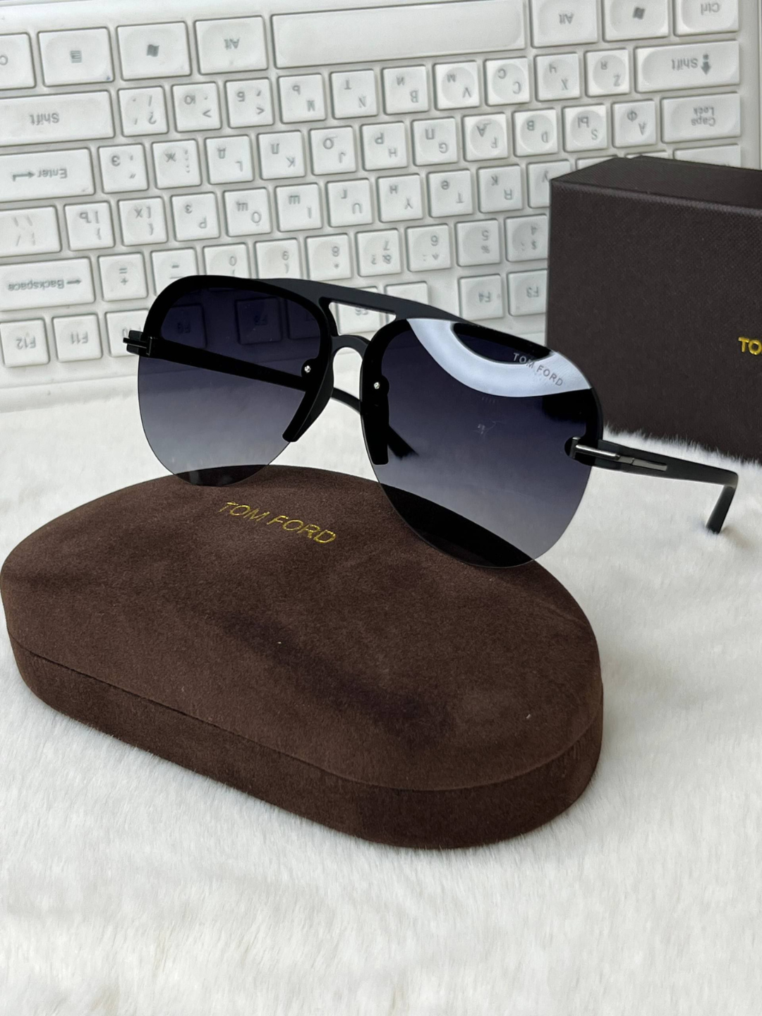 Солнцезащитные очки