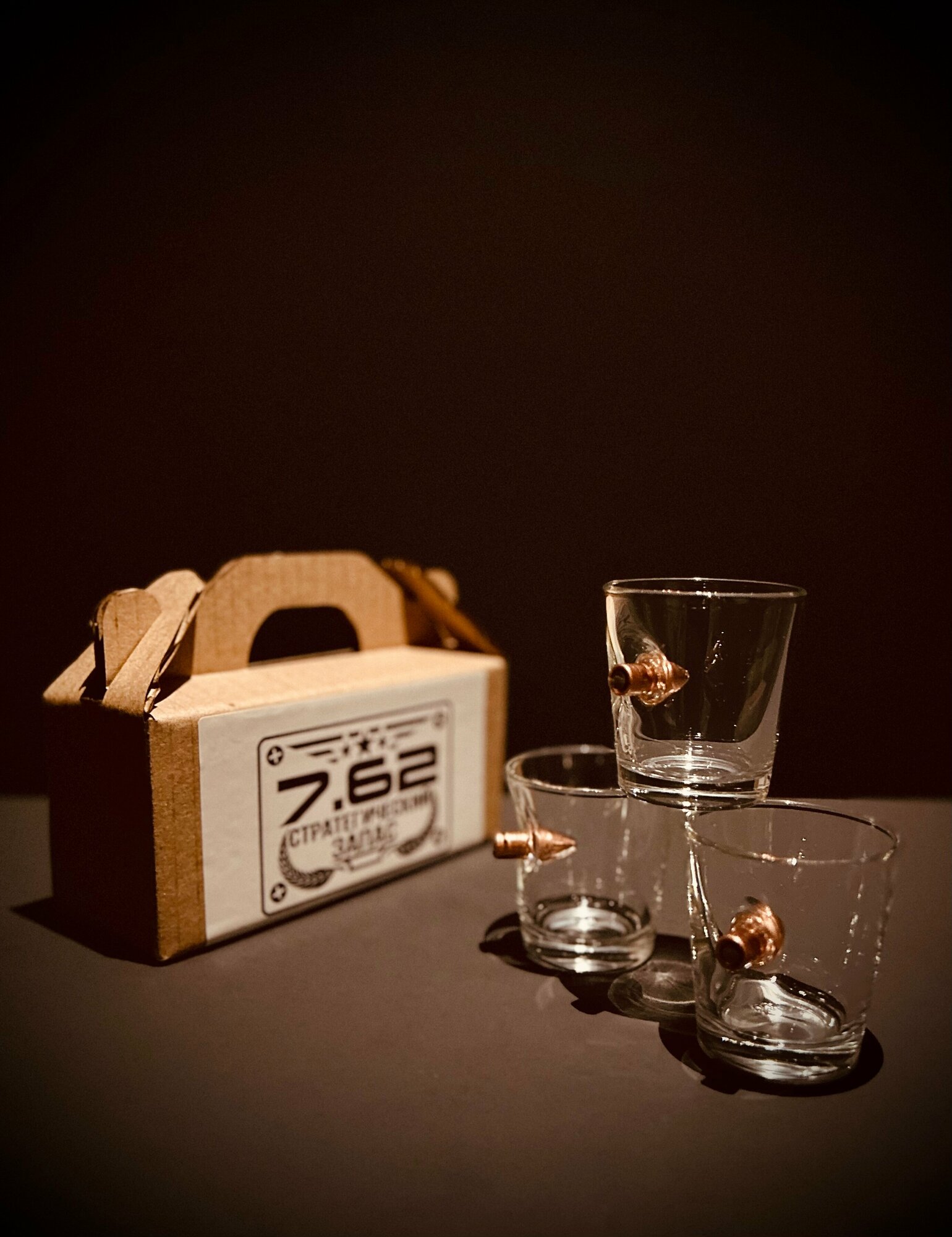 фото Набор из трех рюмок с пулей в подарочной коробке