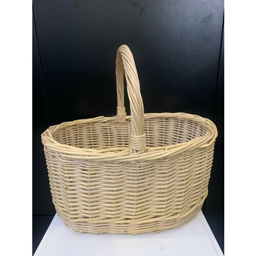 Корзина плетеная, ива, Высота 19 см, Ширина 34 см, Длинна 27 см, светло-персиковый. Ручная работа, из дерева.