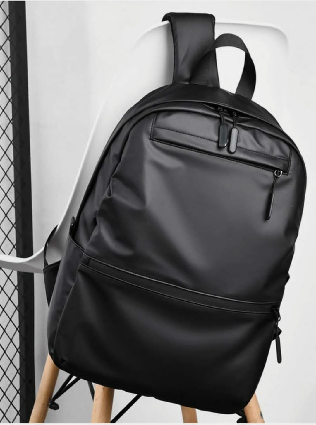 фото Рюкзак мужской / подростковый / городской для ноутбука /