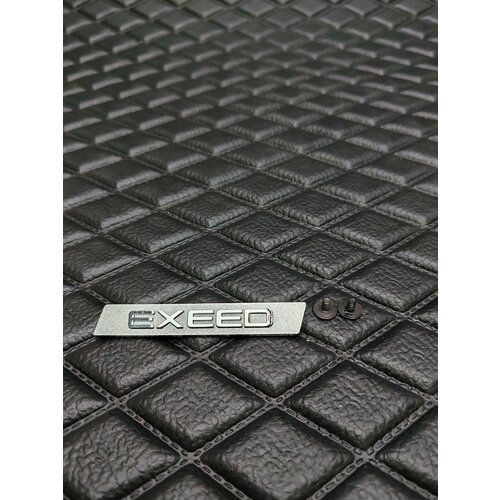 Авто лейбл Exeed металлический фигурный