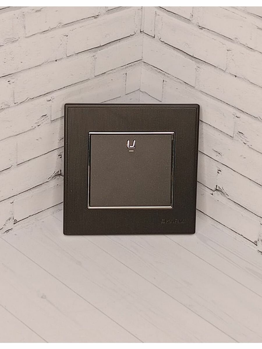 фото Выключатели механические Sharm Electrical 0 черный, серебро