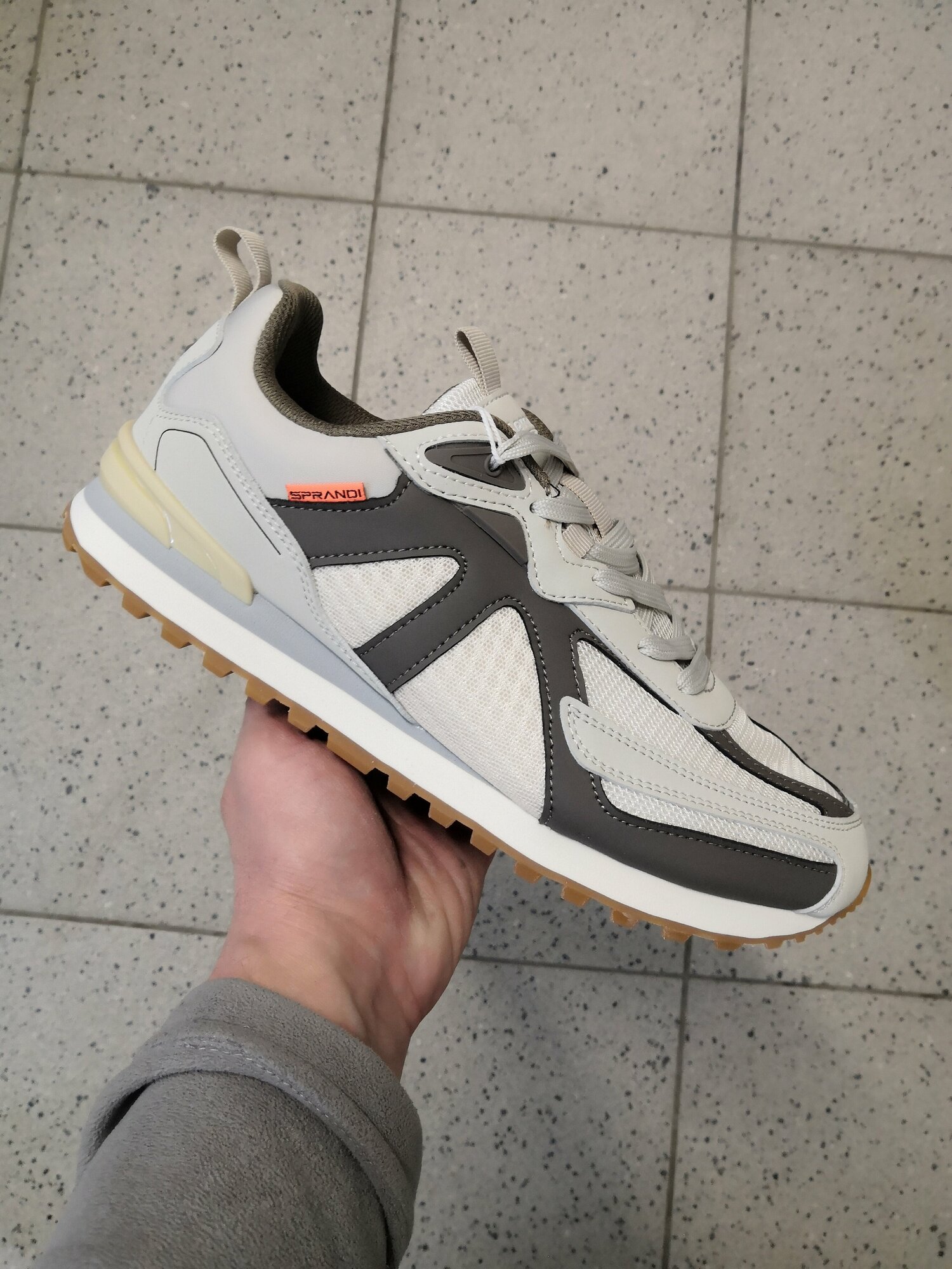 Кроссовки Sprandi 