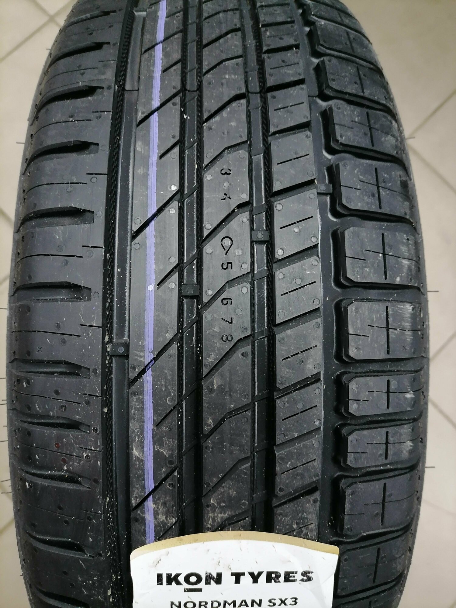 Ikon Tyres Nordman SX3 185/65 R14 86H