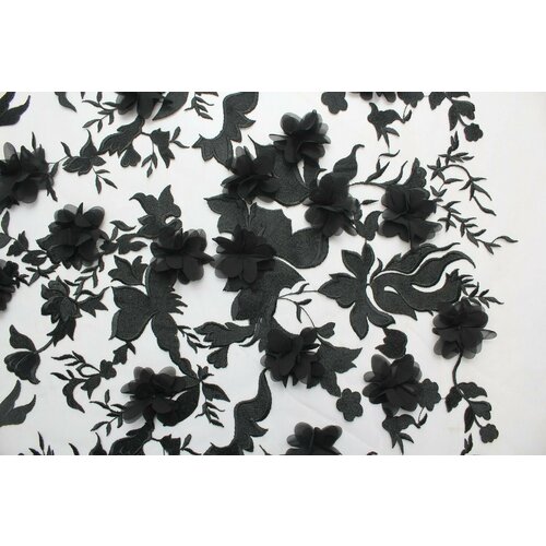 Ткань Вышивка Cadena чёрного цвета на телесной сетке с объемной цветочной аппликацией и узором густой каймы, ш128см, 0,5 м