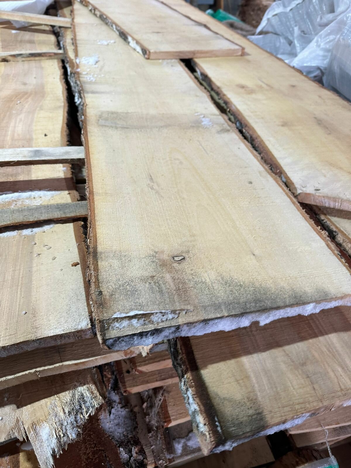 фото Сосновый слэб Живой Край длина 150 см ширина 270/320м толщина 25мм не шлифован