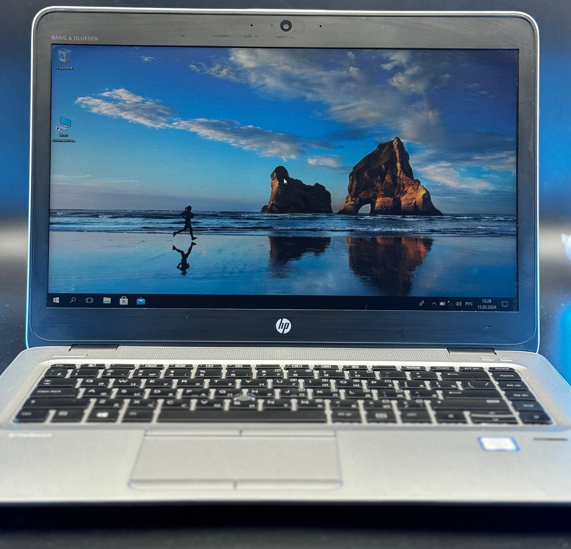 Ноутбук HP Elitebook 840G3 (intel core i5-6300U\ 8Gb ram\ 256 ssd\ windows 10 pro)