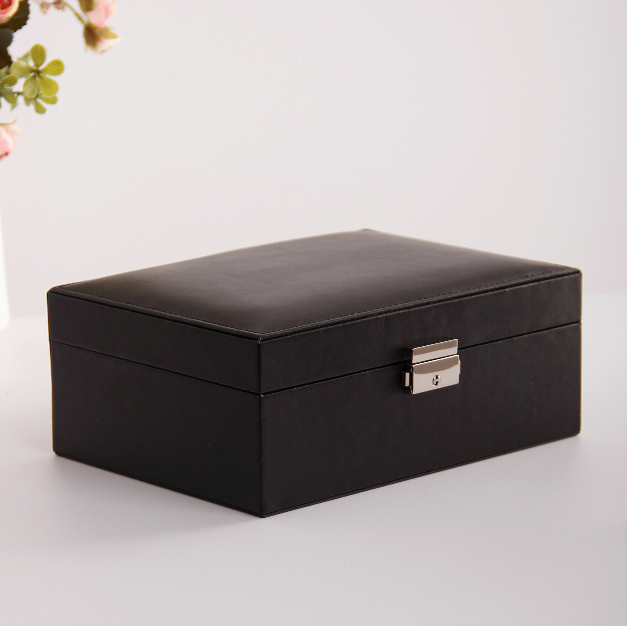 фото Шкатулка для украшений с двойным дном 23х17 см черная экокожа