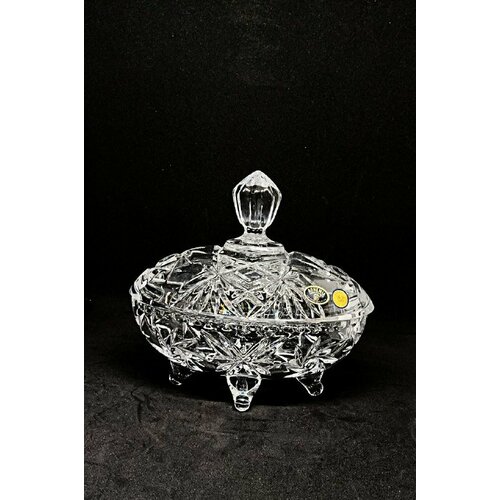 Хрустальная конфетница с ножками