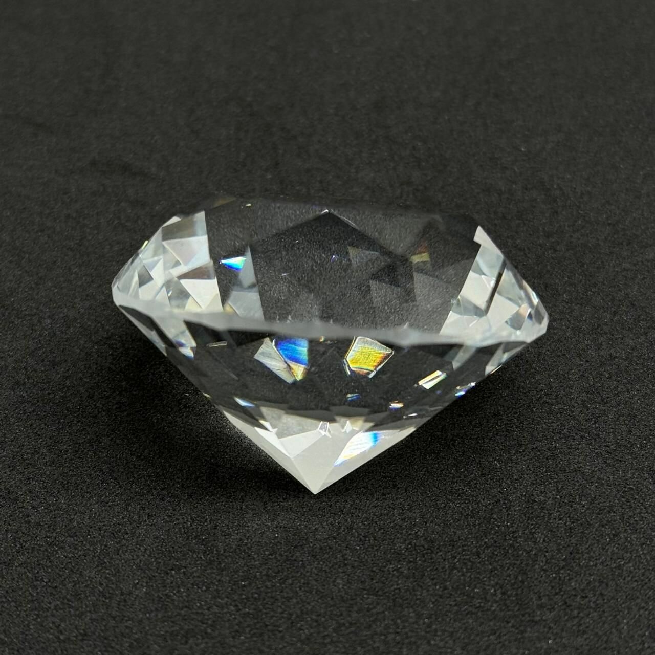 фото Кристалл хрустальный, форма бриллианта, цвет белый, 4 см