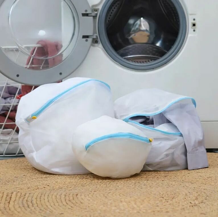 Мешок для стирки AMG4, с застежкой-молнией и фиксатором, 100% полиэстер, белый, 28см x 25см x 24см — фото 1