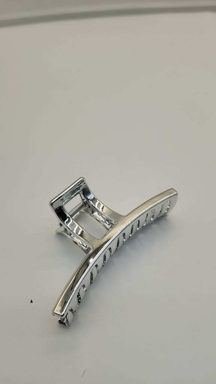 Серебряный крабик для волос — элегантная и стильная заколка для девушек. — фото 1