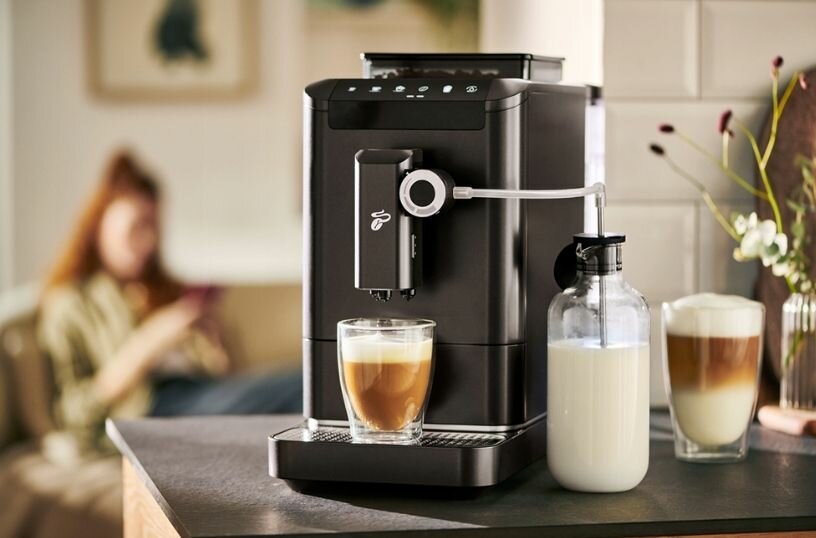 Кофемашина автоматическая Tchibo Esperto 2 Milk 1470 Вт, черный - фотография № 6