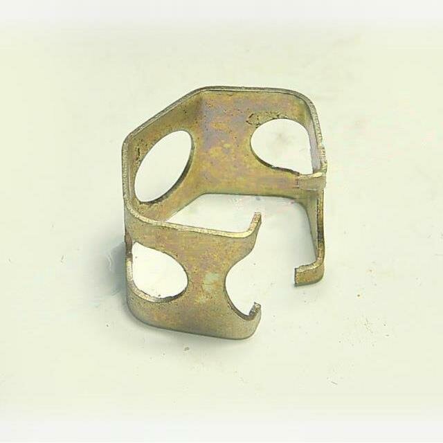 фото Кронштейн тормозного шланга 2108 2108-3506073