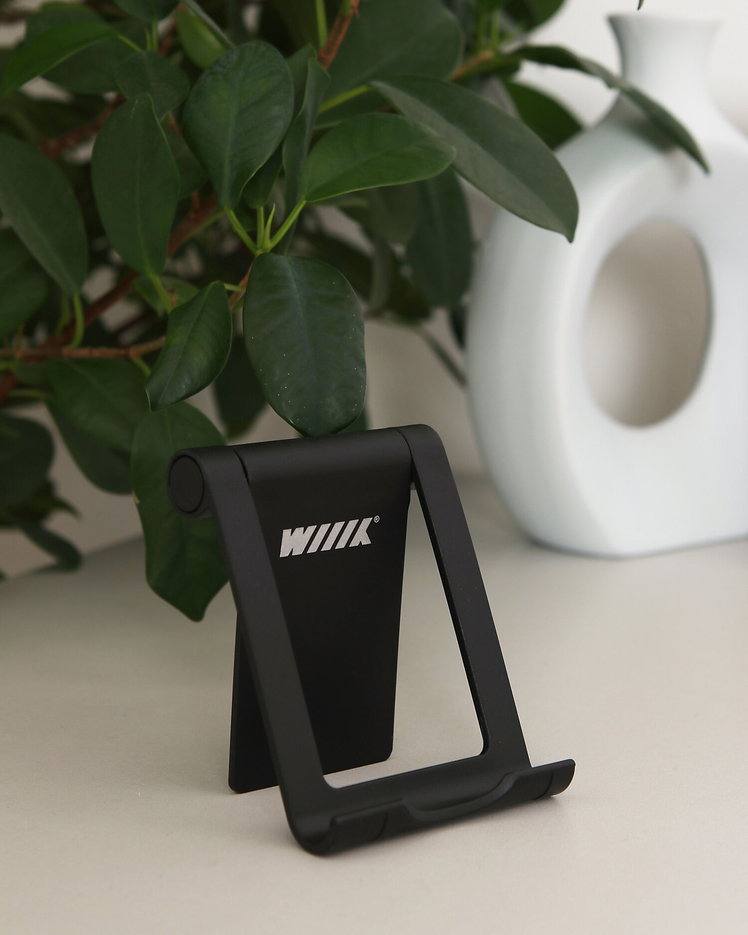 Настольная подставка WIIIX DST-106-FRAME для игровой приставки, планшета, телефона, 65x15 см, чёрная