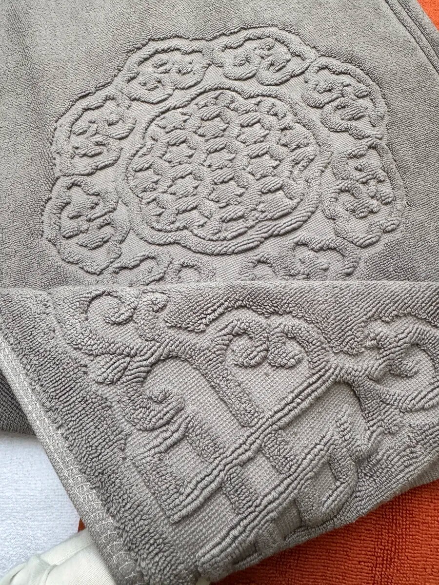 Коврик Natali's Carpets для ванной и душа. Серое полотенце для ног 75х45 см