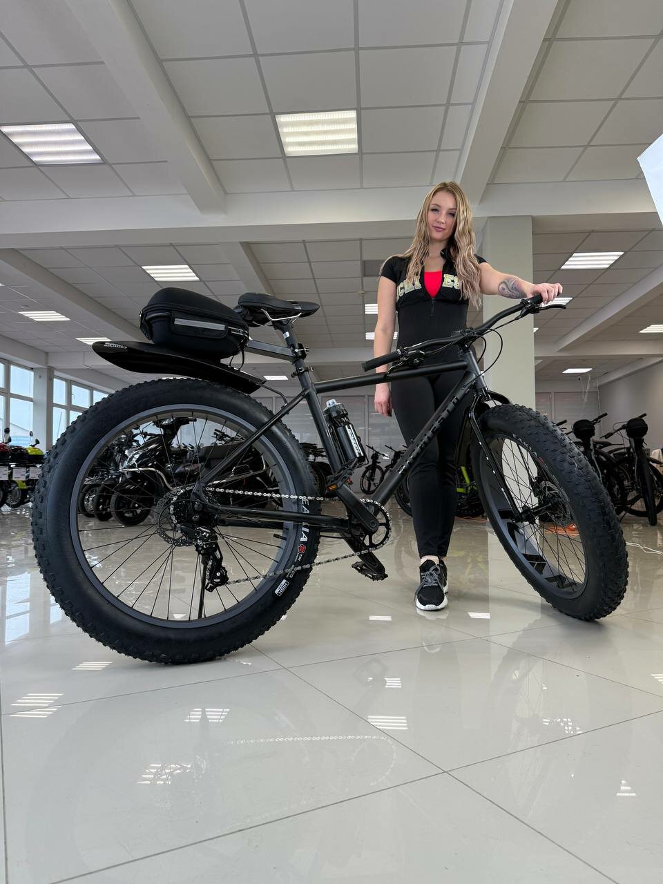 Фэтбайк Richiesto 222 26 дюймов 21 рама Shimano качественные переключатели
