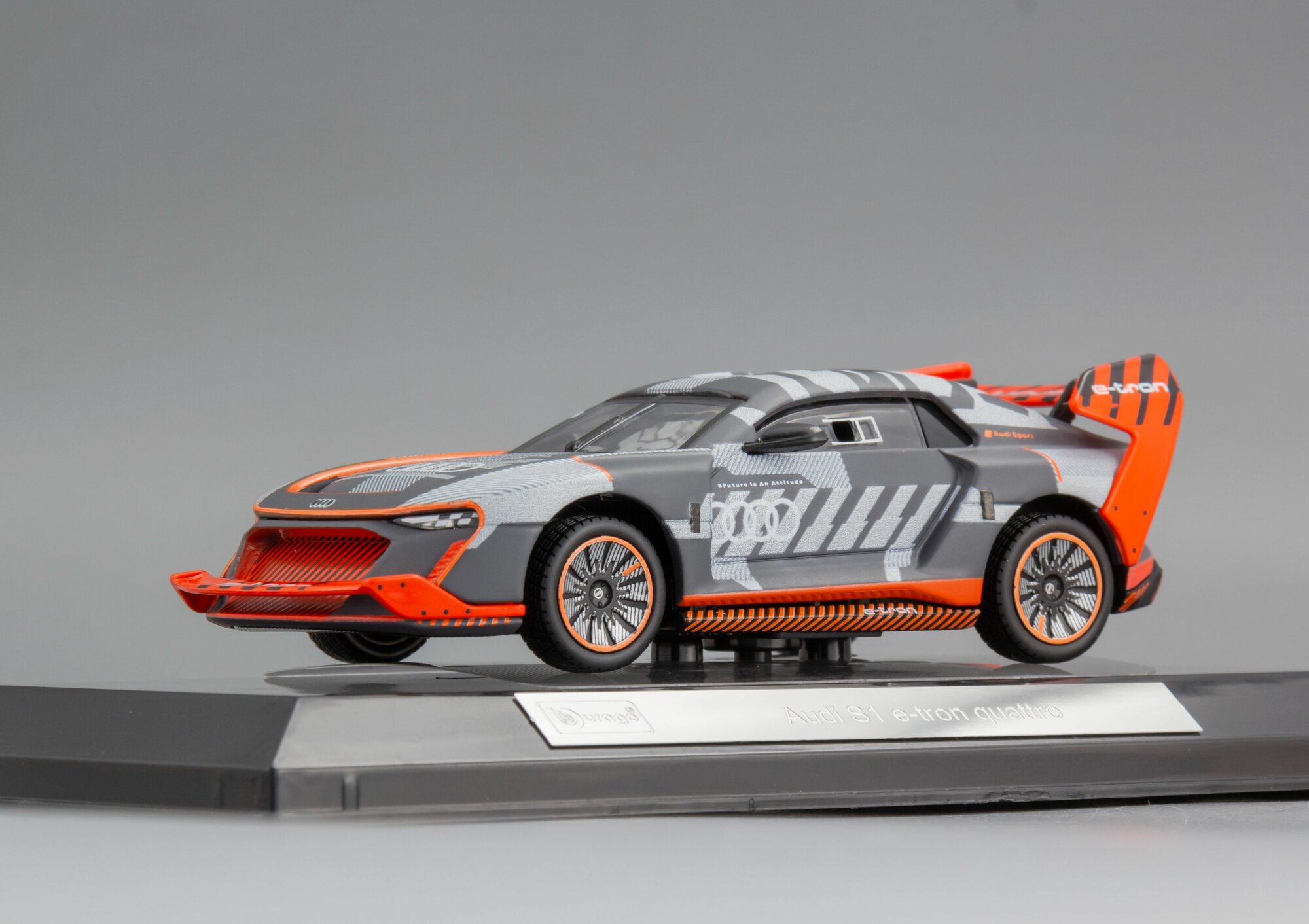 1:43 Audi S1 E-TRON Quattro #0 Presentation - 2023, Коллекционная масштабная модель от Bburago — фото 1